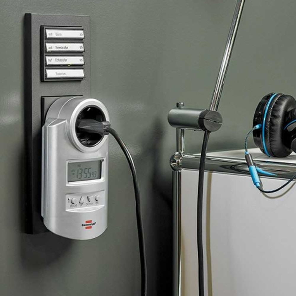 Таймер электронный недельный Brennenstuhl DT V2 1507500