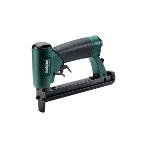 Скобозабиватель Metabo DKG 80/16