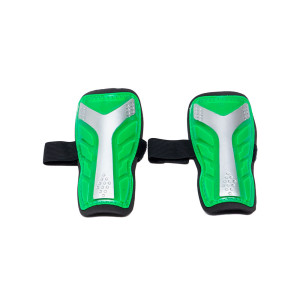 Щитки футбольные Diadora (для взрослых)