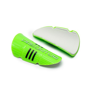 Футбольные щитки Predator Футбольные щитки Predator