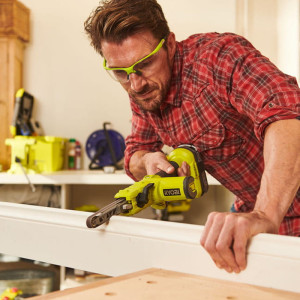 Ленточный напильник RYOBI ONE+ R18PF-0