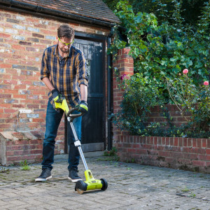 Щеточная машина Ryobi ONE+ RY18PCA-0 с проволочной щеткой