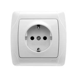 Розетка VIKO CARMEN одинарная с заземлением 16A