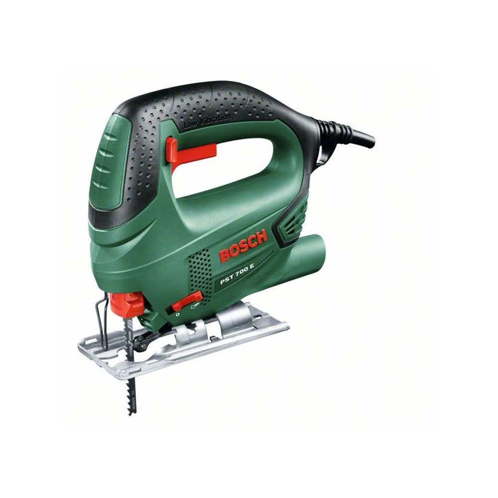 Лобзик BOSCH PST 700 E