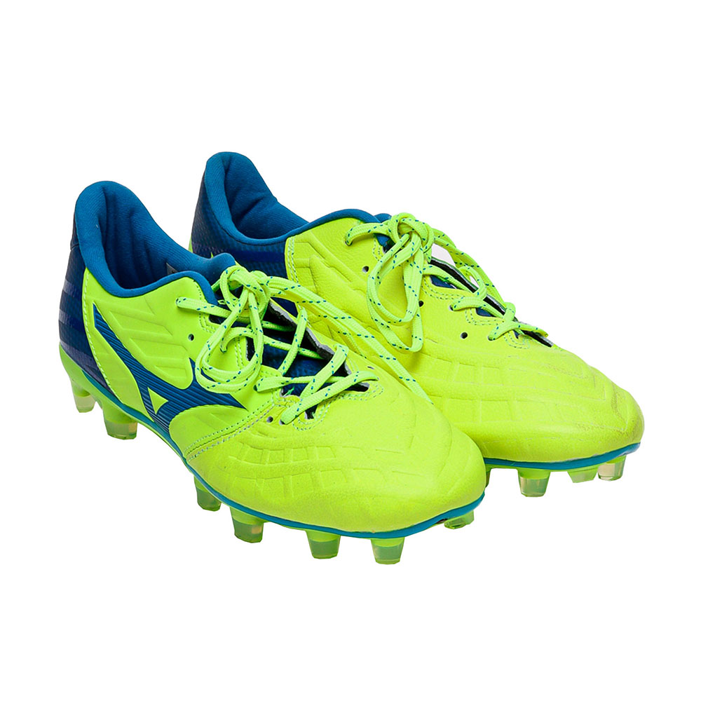 Футбольные бутсы Mizuno B3