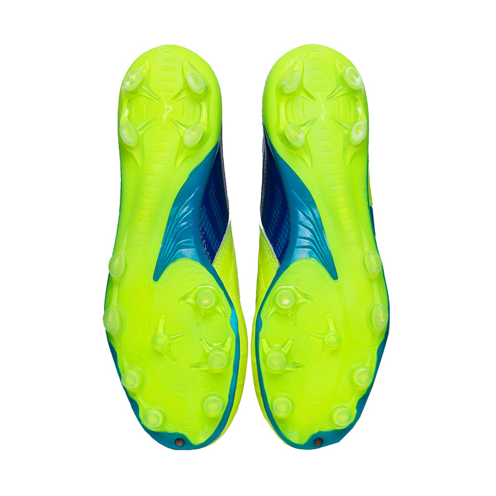 Футбольные бутсы Mizuno B3